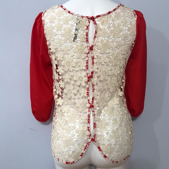 Red Blouse with crocheted back - Picture 2 of 6